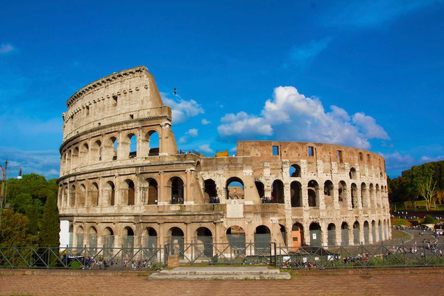 Colosseum Tours | Explore Rome\u2019s Iconic Ancient Amphitheater | The Roman Guy
