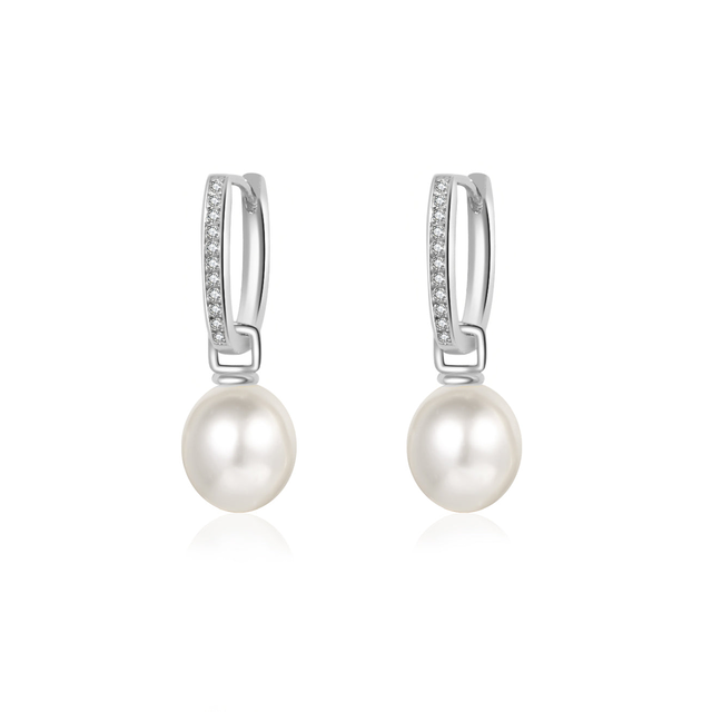 Elegant Freshwater Pearl Earrings WE00558