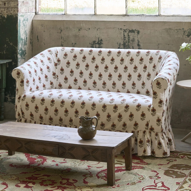 Jane Loveseat (59")