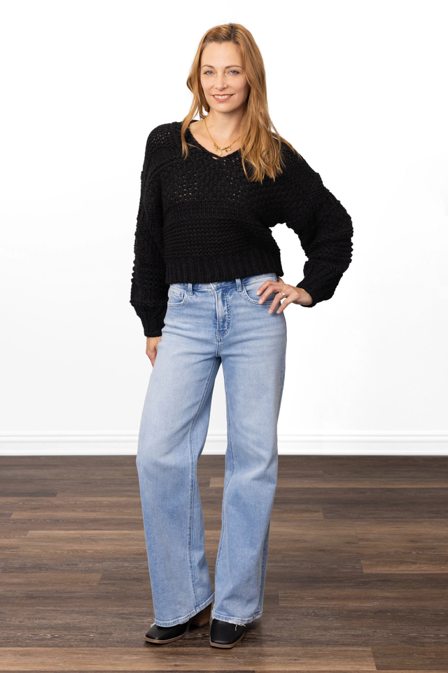 ALB Custom Women's Oversized Chunky Knit Sweater