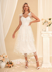 A-line Sweetheart Tea-Length Lace Cocktail Dress (016418948)