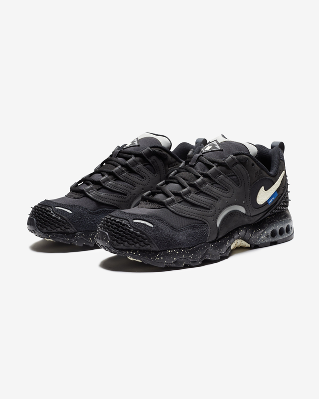 UNDEFEATED X NIKE AIR TERRA HUMARA - BLACK/ COCONUTMILK