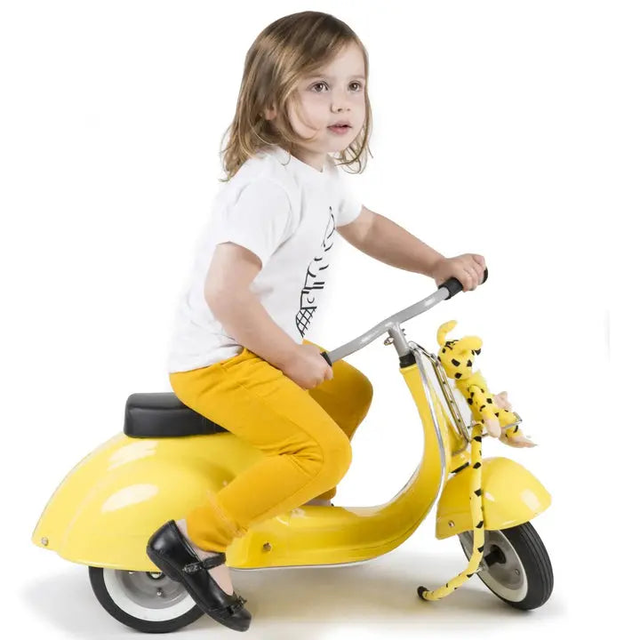 Ambosstoys Primo Classic -Yellow Ride-On