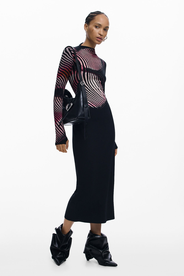 Long dress with waves