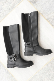 Corky's "Hay Bale" Stretch Back Buckle Strap Boots