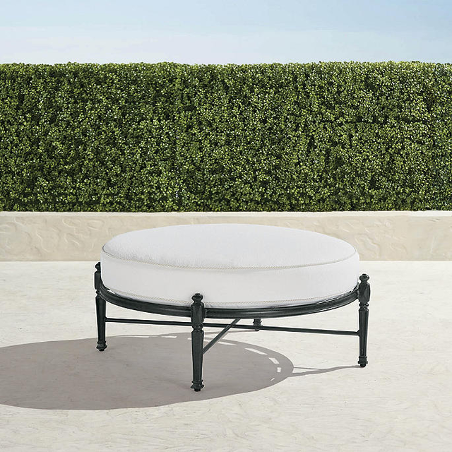 Carlisle Round Ottoman with Cushion in Onyx Aluminum