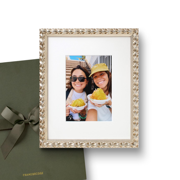 The Perfect Gift: 10x12