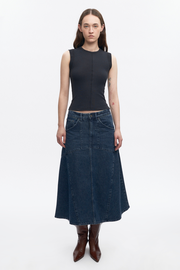 Women's Trace Denim Skirt in Mid Wash