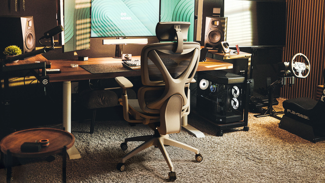 ErgoChair Core - Best Office Chair With Footrest & Headrest