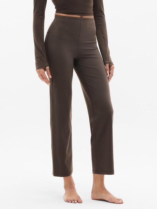 Elation Ultra High Rise Straight Crop Pant