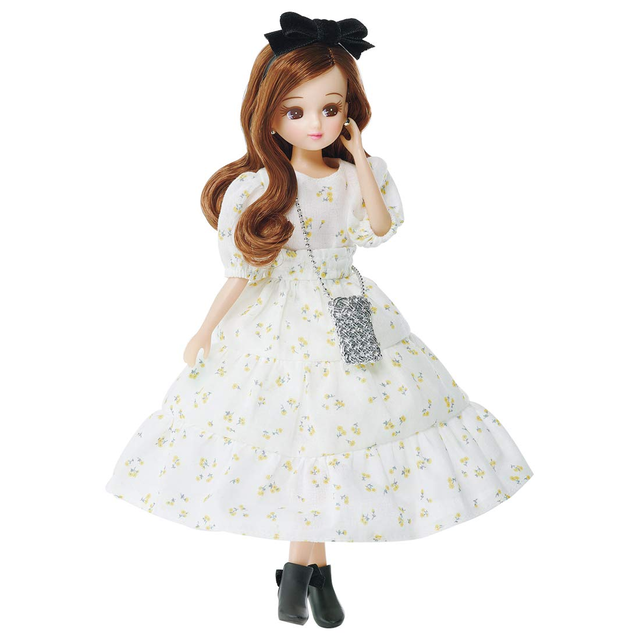 TAKARA TOMY Licca Doll Very Collaboration Outfit Licca Doll