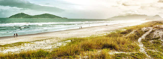 Passagens de Florianópolis (FLN){price_modifier} desde **Flights.FromLowestPrice** 