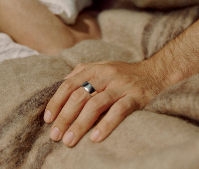 Oura Ring 4 - Silver