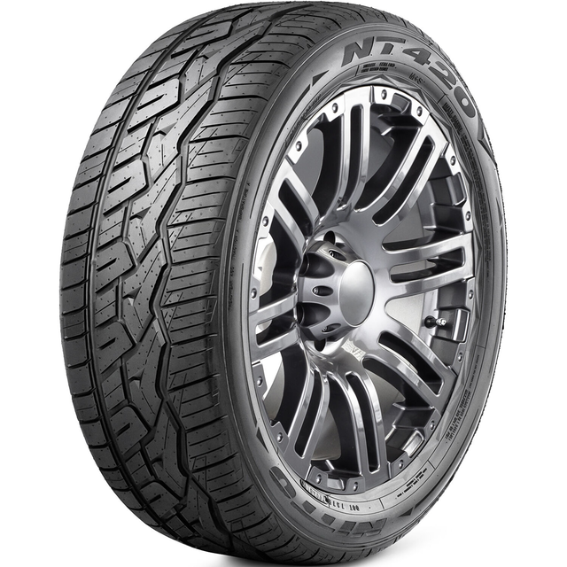 Nitto NT420V 305/40R22 114H XL
