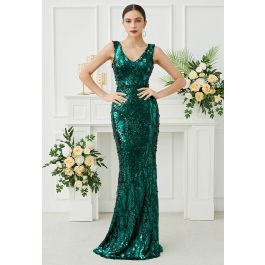 Iridescent Sequin V-Neck Mermaid Sleeveless Gown in Emerald