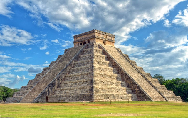 CHICHEN ITZA TOUR