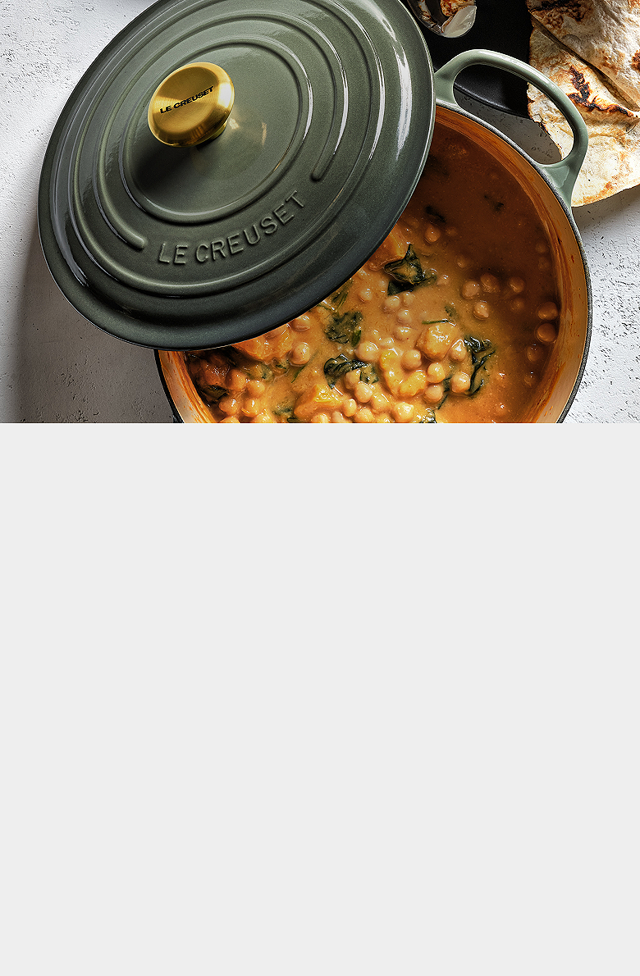 Le Creuset ® 2.25-Qt. Cream Round Braiser with Glass Lid