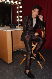 Unbending Raiment Suit