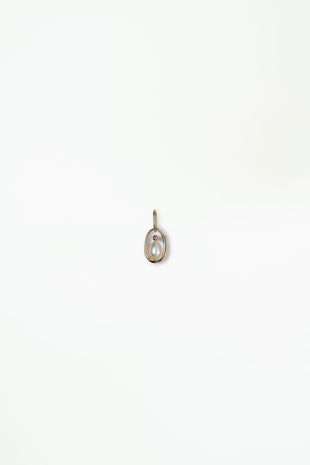 Pearl Droplet Pendant