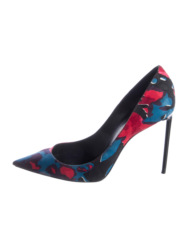 Colorblock Pattern Pumps
