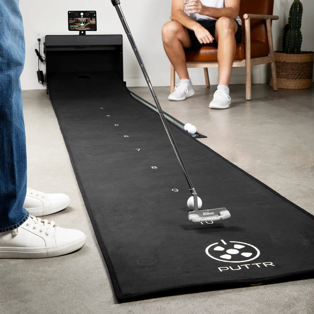 PUTTR Smart Putting Green
