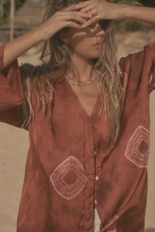 SOLITUDE SHIRT -RUBY // COMING SOON