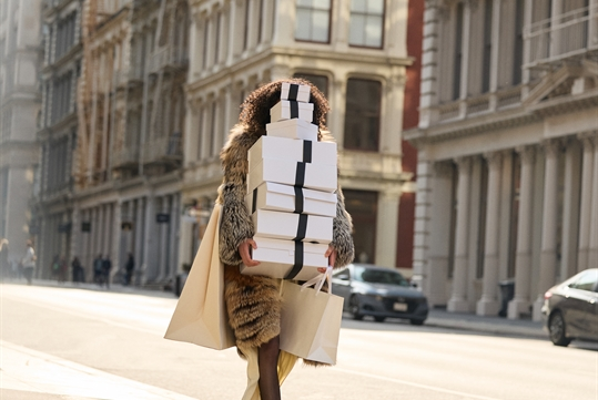 A New Manner of Hospitality. A Penthouse Stay Curated for a Wellness & Fashion Escape