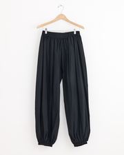 Simmon Pant in Black