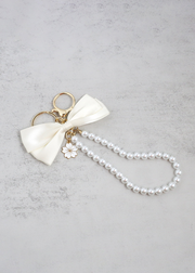 Gorgeous Bow Pearl + Flower Keychain